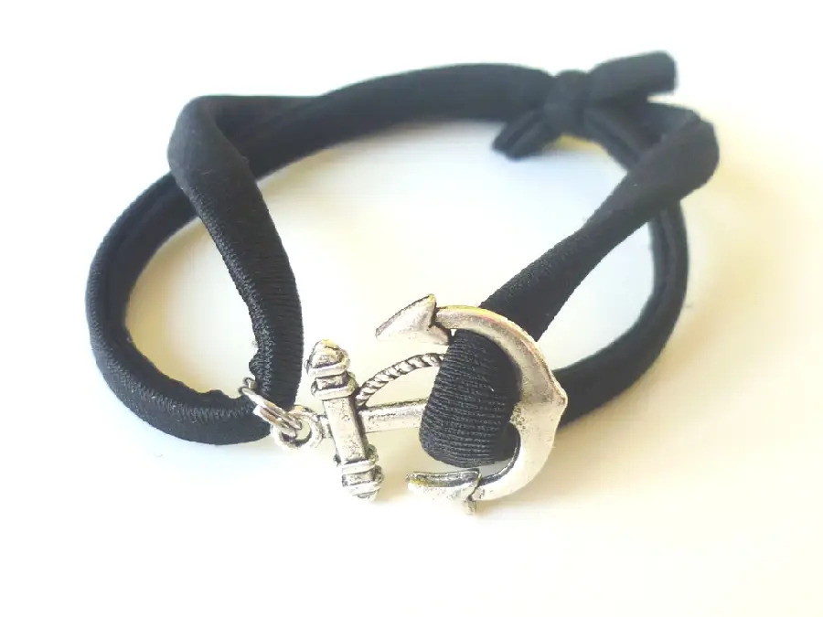 Bedel duif zilverkleurig groot 2x