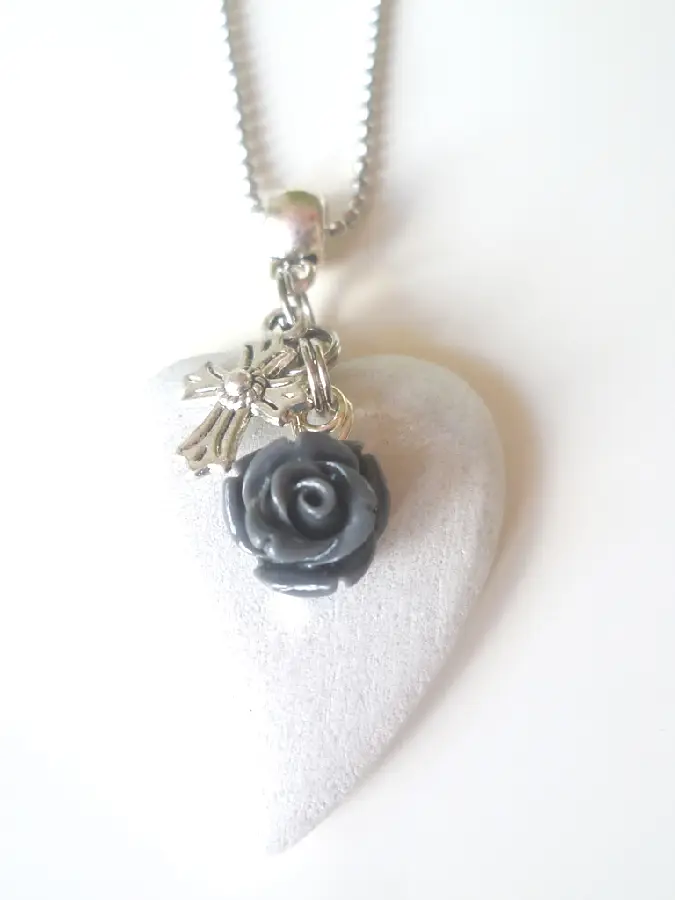 Rvs ketting roos/kruis/hart grijs